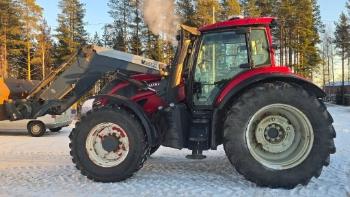 Valtra T 214 Active