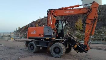 Hitachi ZX140W-5B