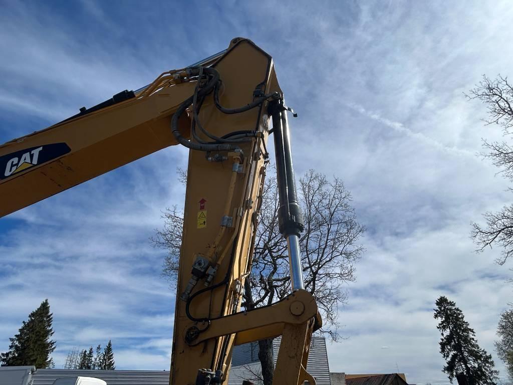 CAT 326 F L Telakaivukoneet