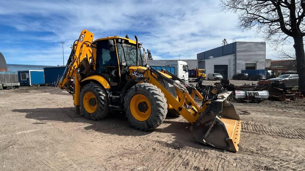 JCB 4 CX Pro Kaivurikuormaajat