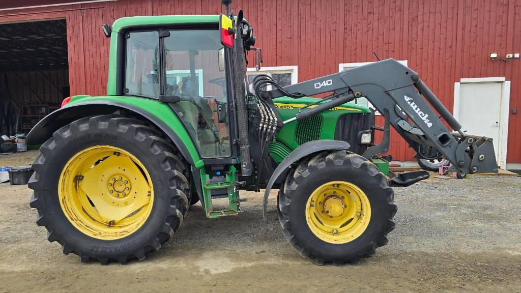 John Deere 6320 Premium Traktorit