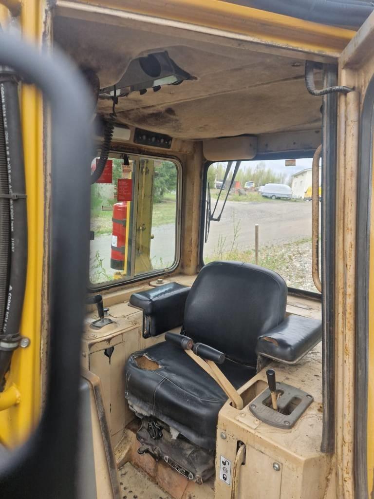 CAT 4H LGB Telaketjupuskutraktorit