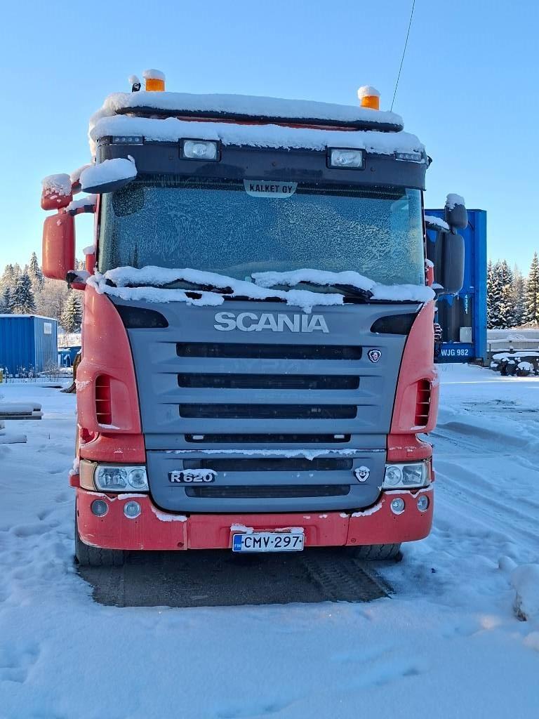 Scania R620 6x4 Vetopöytäautot