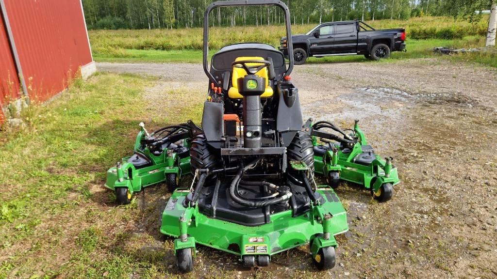 John Deere 1600 WAM Turbo Päältäajettavat ruohonleikkurit