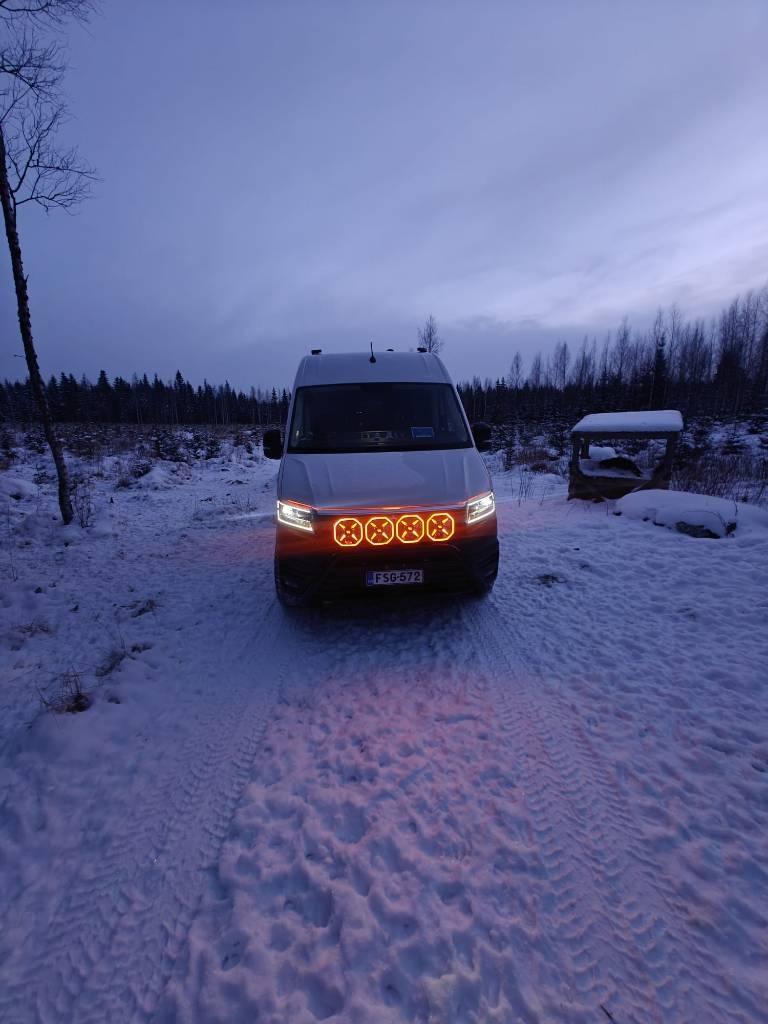 Volkswagen Crafter Pakettiautot