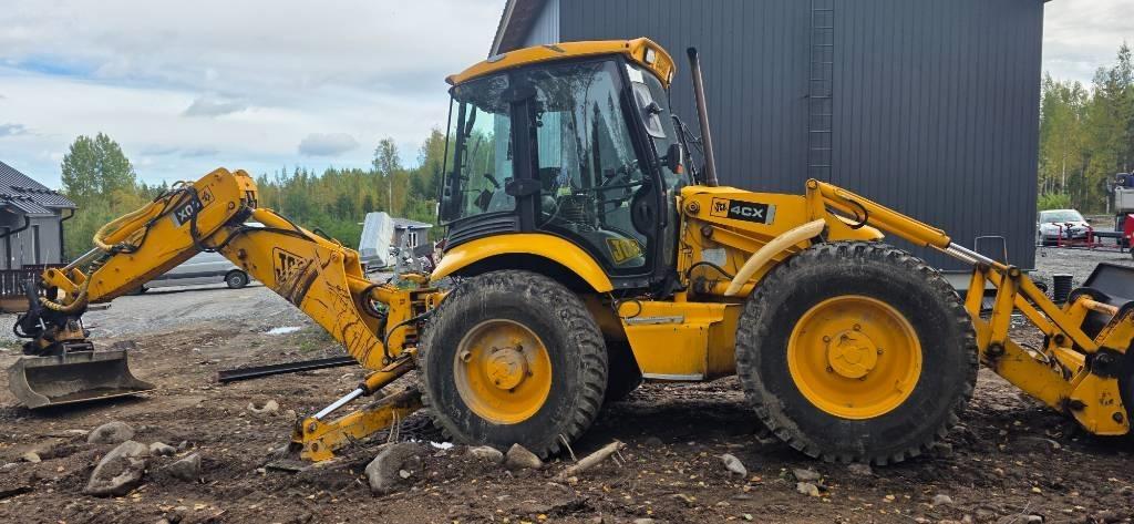 JCB 4 CX Kaivurikuormaajat