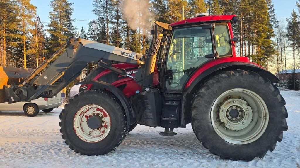 Valtra T 214 Active Traktorit