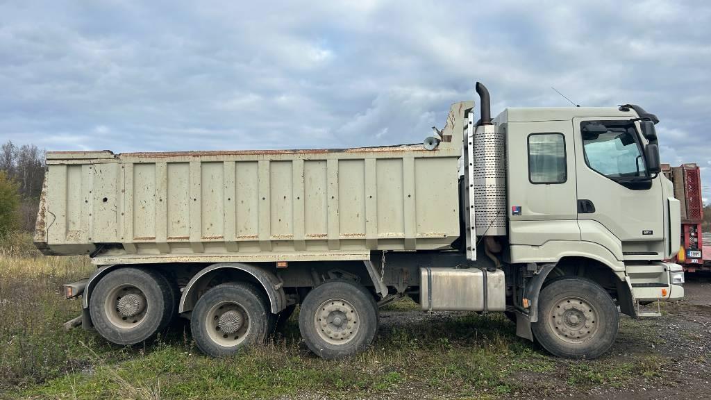 Sisu C600 Sora- ja kippiautot