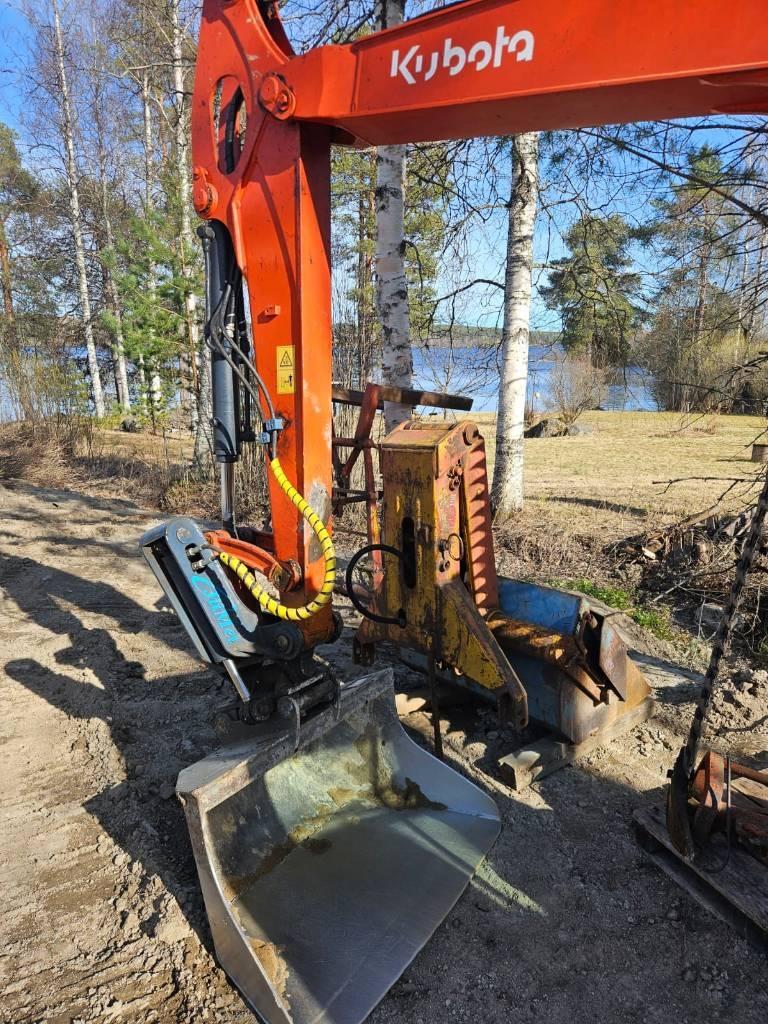 Kubota 163-5 Minikaivukoneet < 7t