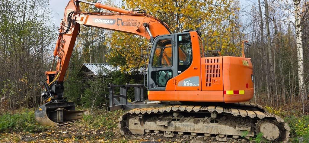 Doosan DX 235 LCR Telakaivukoneet