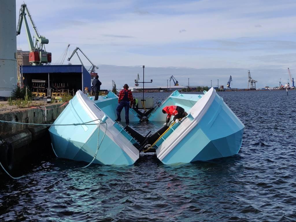  NOP Split Hopper Barge Veneet, proomut ja ponttoonit
