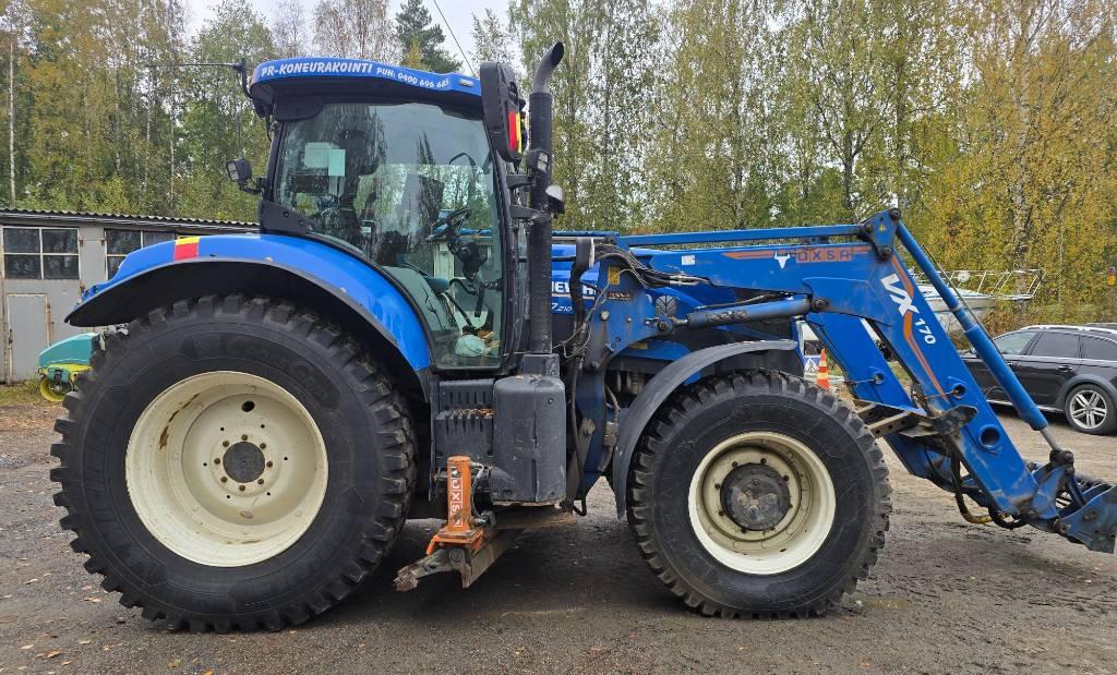 New Holland T 7.210 AC Traktorit