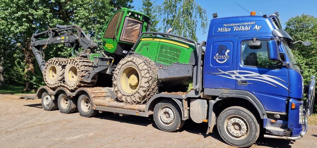 Volvo FM 13 Metsäkoneritilät