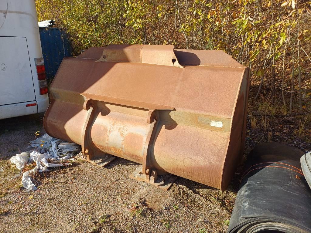 Volvo 120 Kauha Kauhat