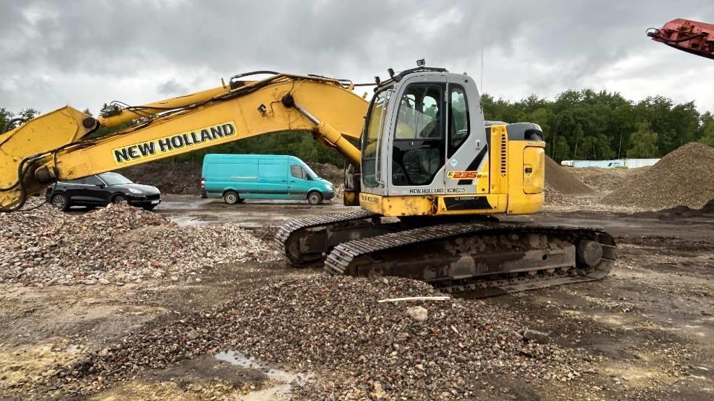 New Holland E 235 B SR-2 Telakaivukoneet