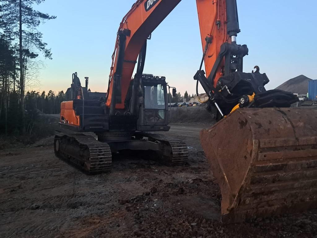 Doosan DX 300 LC-5 Telakaivukoneet