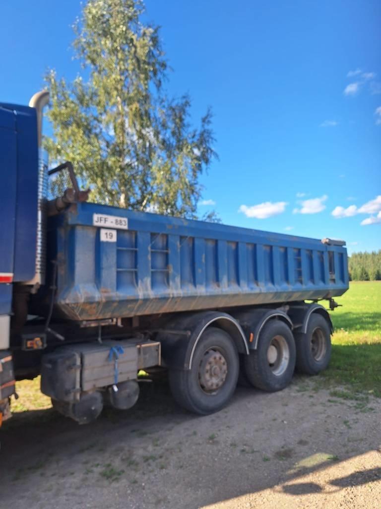 Sisu E12 Sora- ja kippiautot