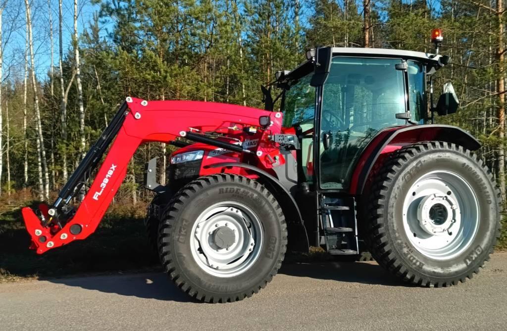 Massey Ferguson 5713M Traktorit