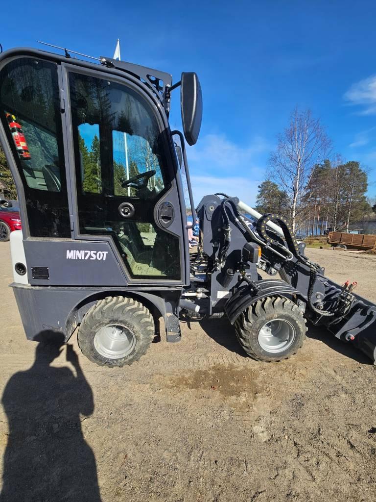 Wolf Mini 750T DEMO KONE Pienkuormaajat