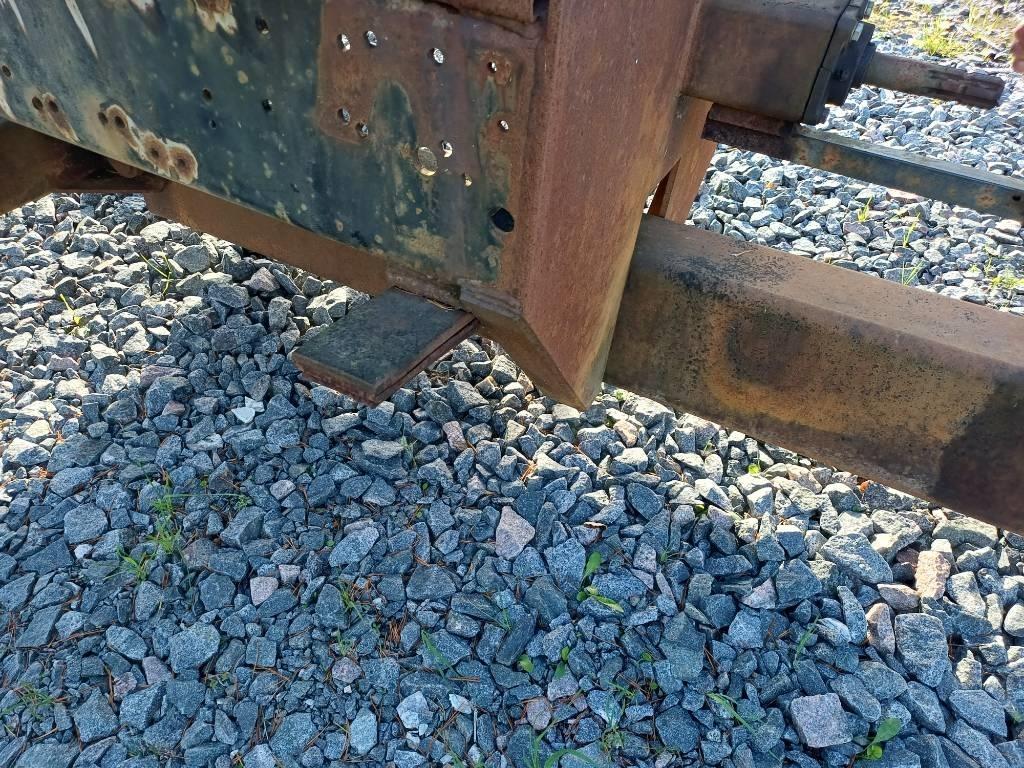  Traktorilavetti 3 - Akselinen Muut perävaunut