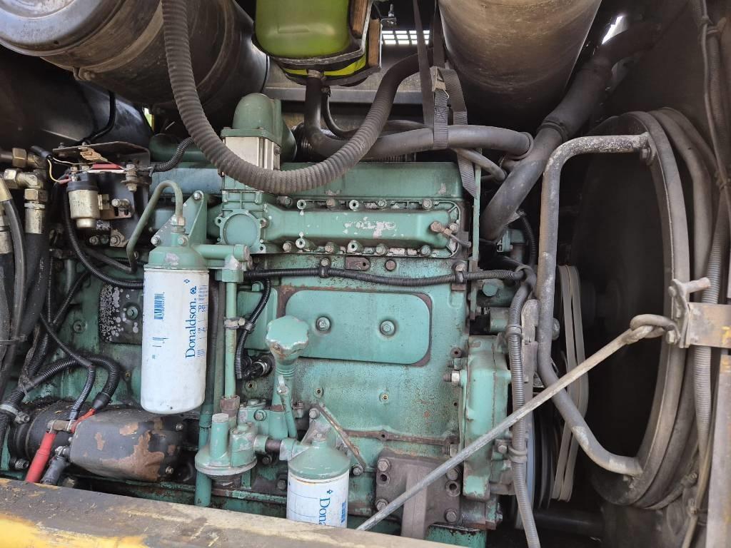 Volvo L 120 B Pyöräkuormaajat