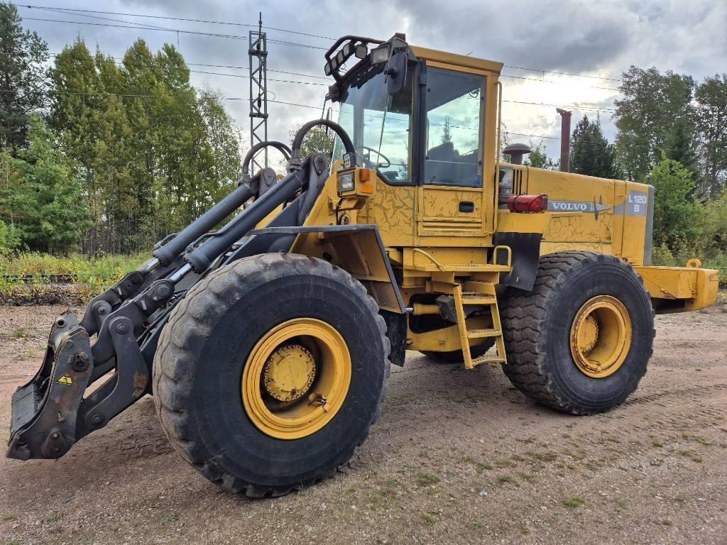 Volvo L 120 B Pyöräkuormaajat