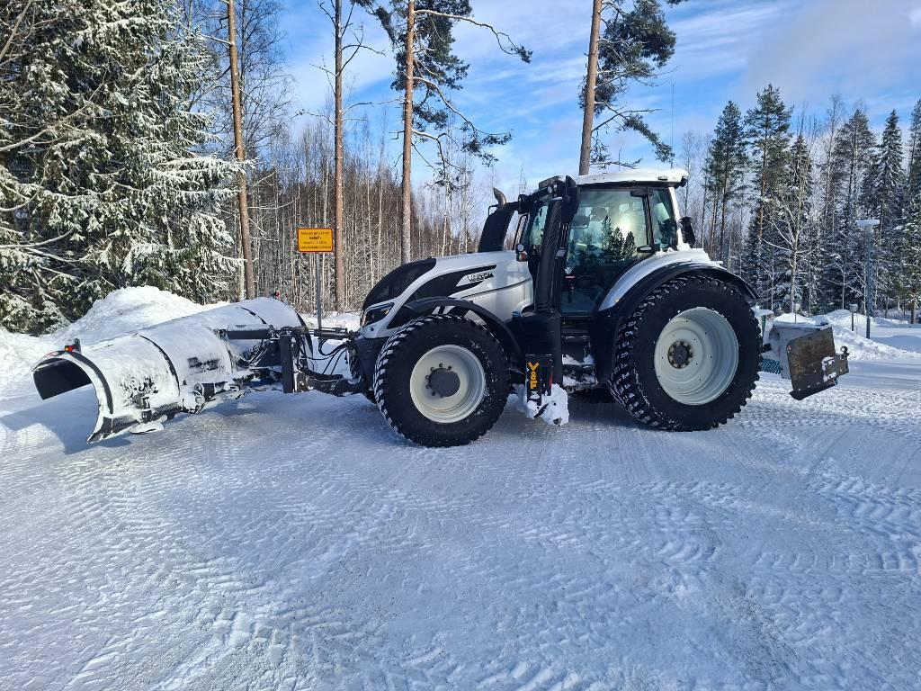 Valtra T 194 Traktorit
