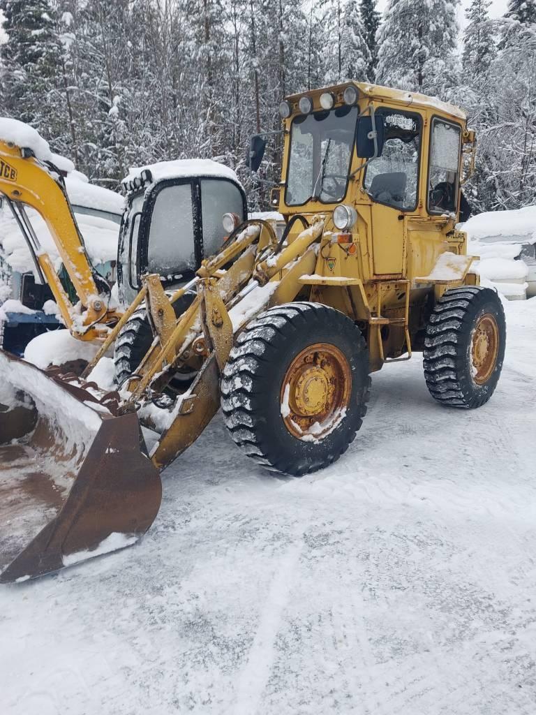 CAT 910 Pyöräkuormaajat