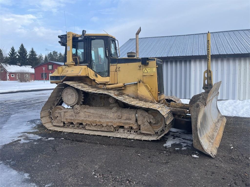 CAT D 6 M LGP Telaketjupuskutraktorit