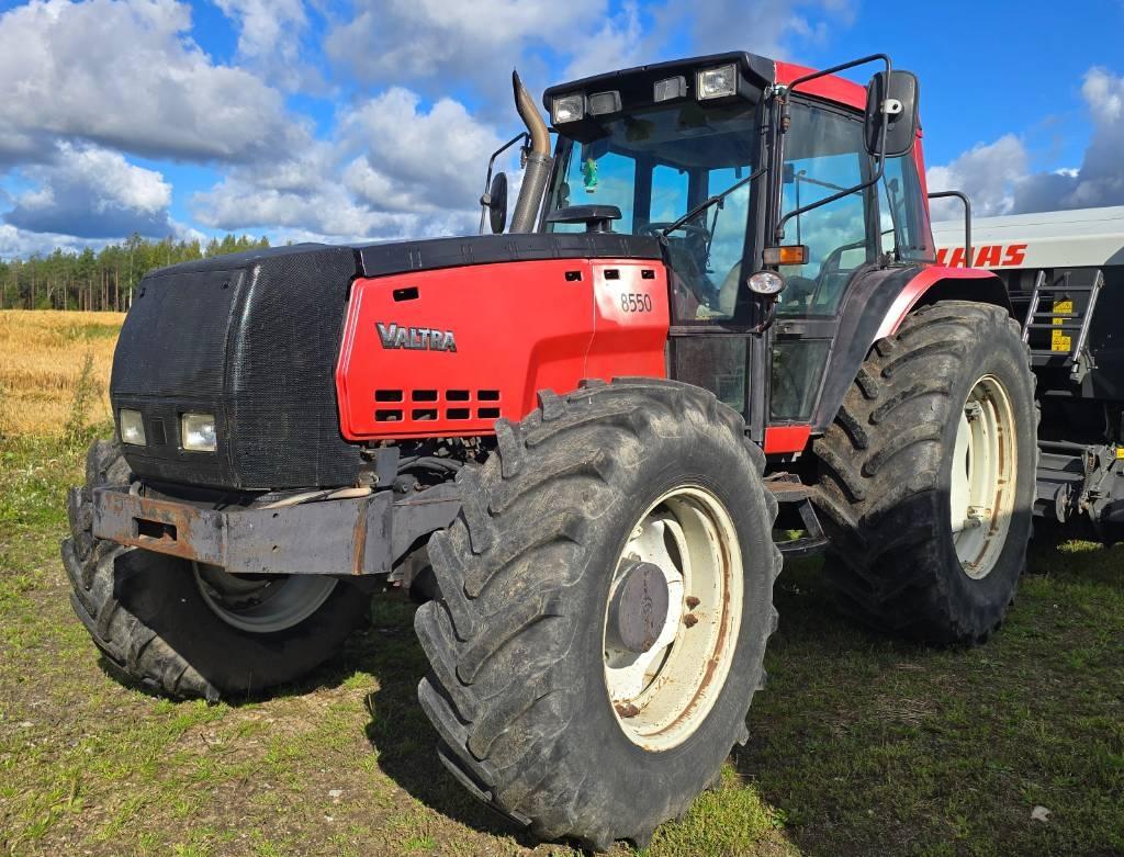 Valtra Valmet 8550 Traktorit