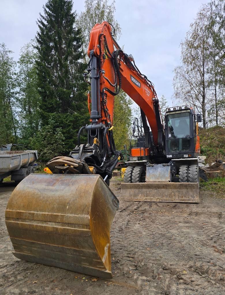 Doosan DX 170 W-5 Pyöräkaivukoneet