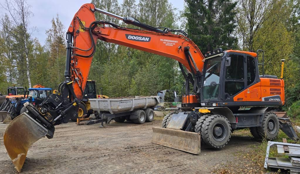 Doosan DX 170 W-5 Pyöräkaivukoneet