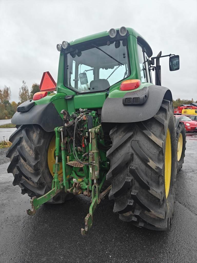 John Deere 6930 Traktorit