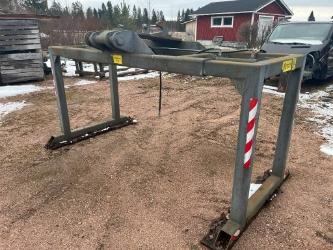 Ratapöllin jakolaite / nipun nostin