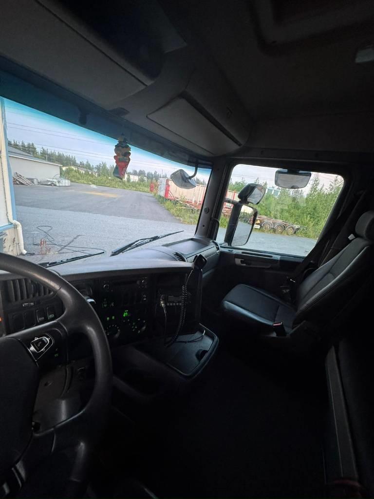 Scania R 420 Vetopöytäautot