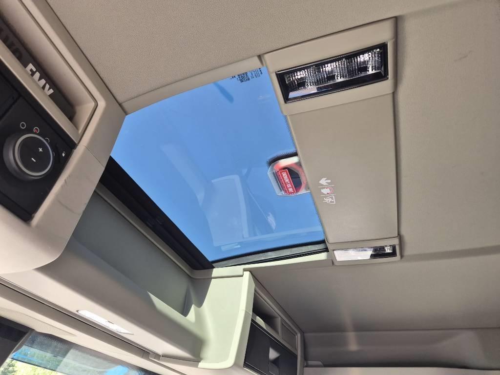 Volvo FMX13 Pro winter Tienhoitoauto Koukkulava kuorma-autot