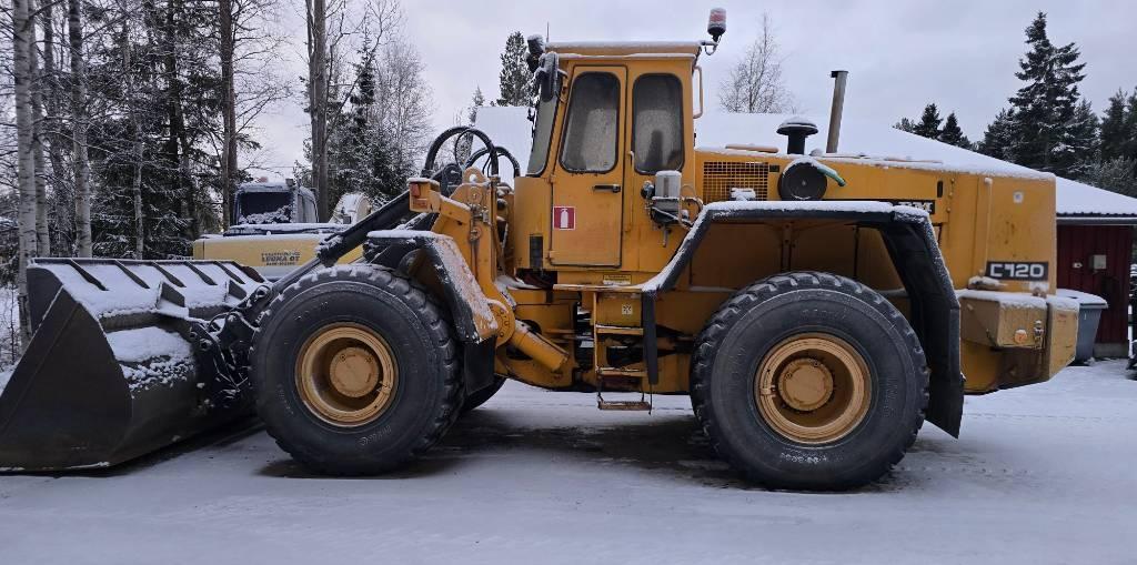 Volvo L 120 Pyöräkuormaajat