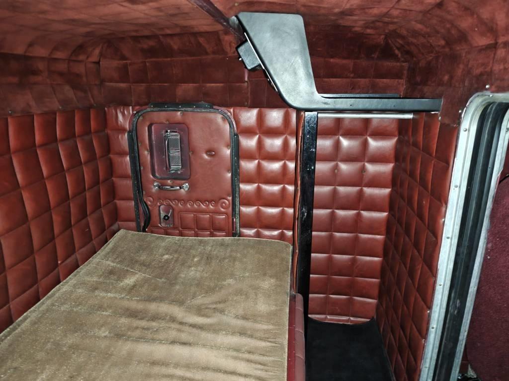 Peterbilt 359 On-Highway Vetopöytäautot