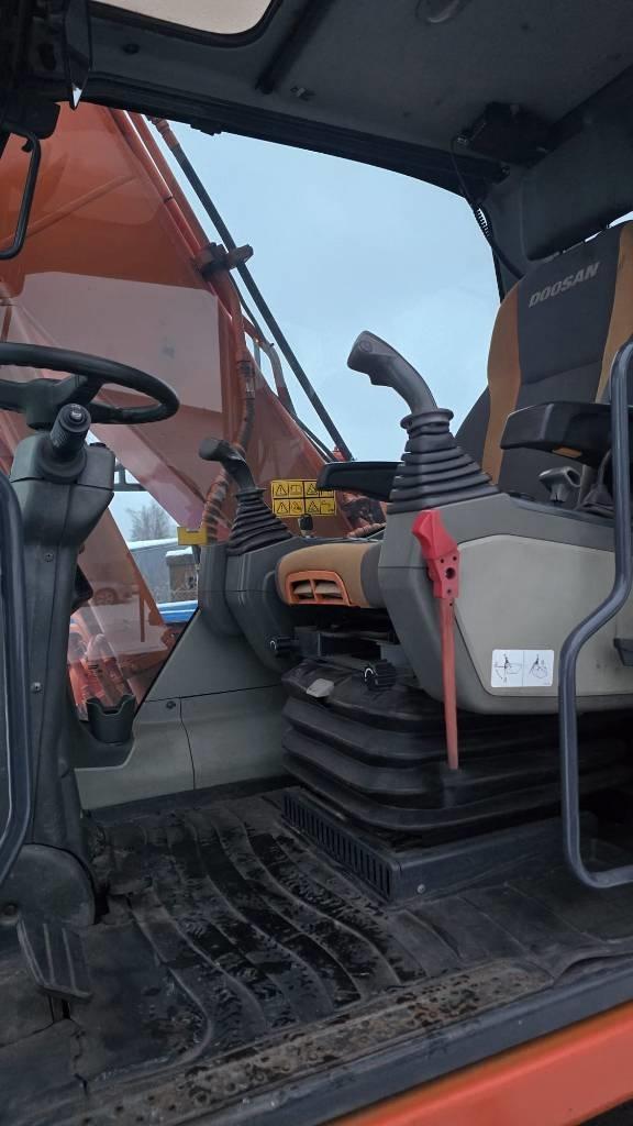 Doosan DX 170 W Pyöräkaivukoneet
