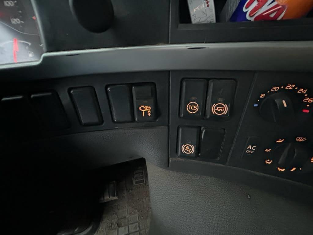 Volvo FM 460 Nosturiautot