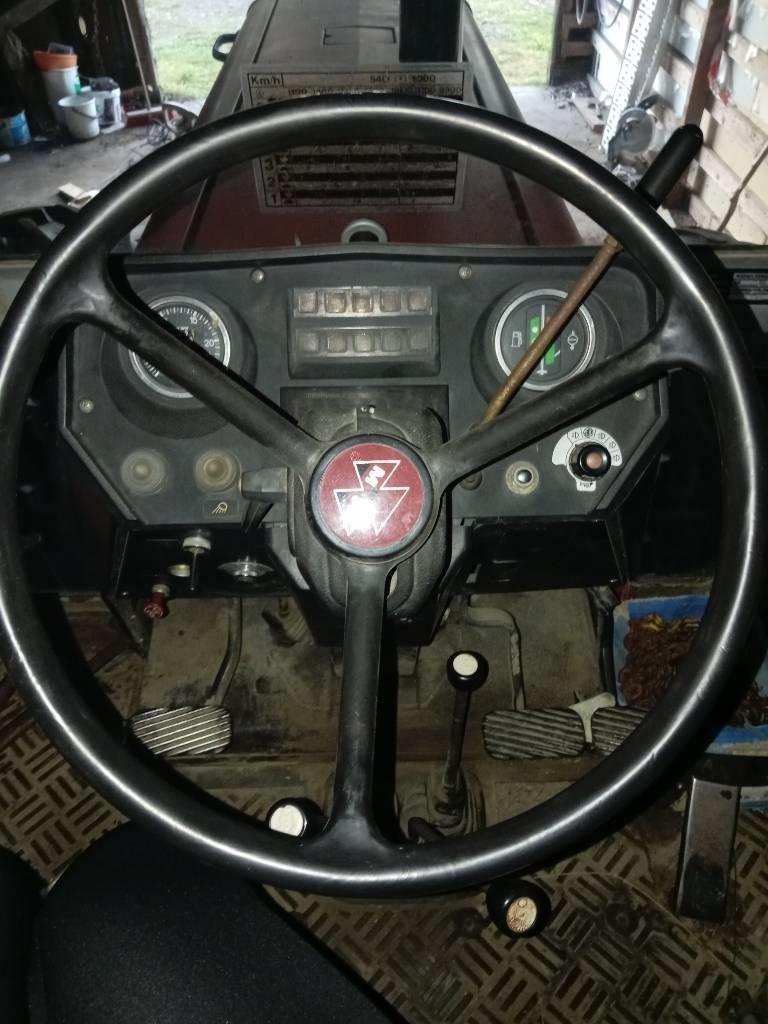 Massey Ferguson 699 varustepaketilla Traktorit