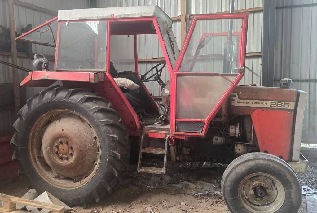 Massey Ferguson 265 Traktorit